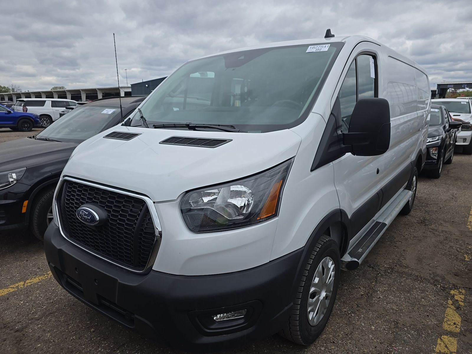 FORD TRANSIT 250 - 1