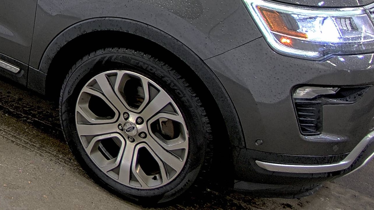 FORD EXPLORER - 9