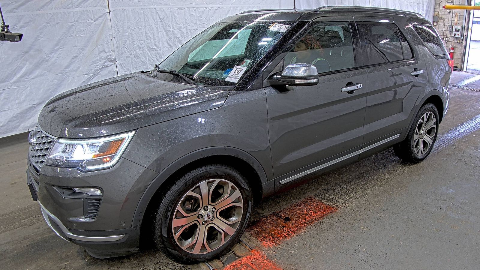 FORD EXPLORER - 1