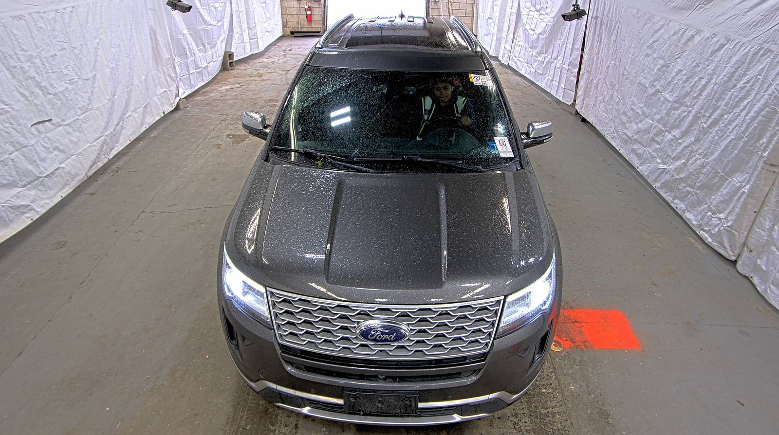 FORD EXPLORER - 3