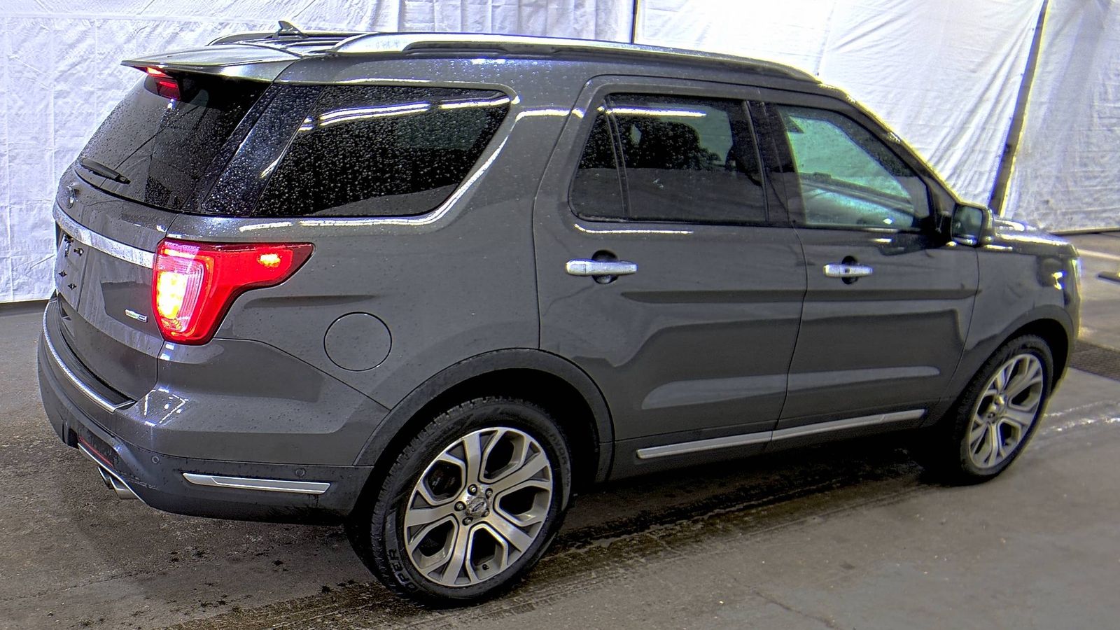 FORD EXPLORER - 5