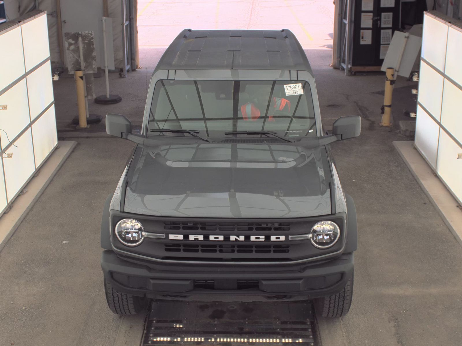 FORD BRONCO - 3