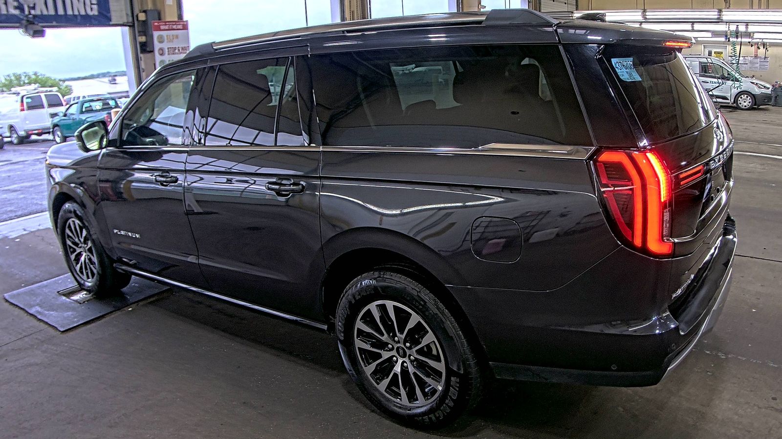 FORD EXPEDITION MAX - 7
