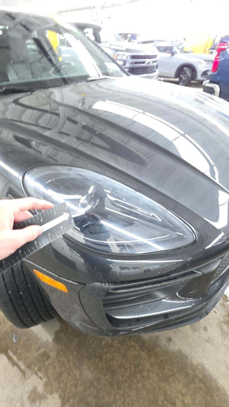 2023 Porsche Macan Base AWD