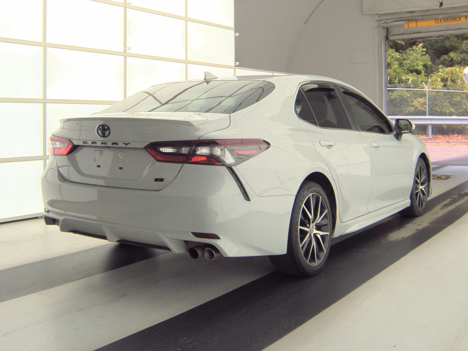 TOYOTA CAMRY - 6