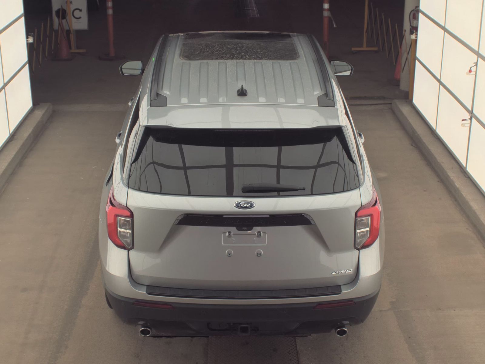 FORD EXPLORER - 7