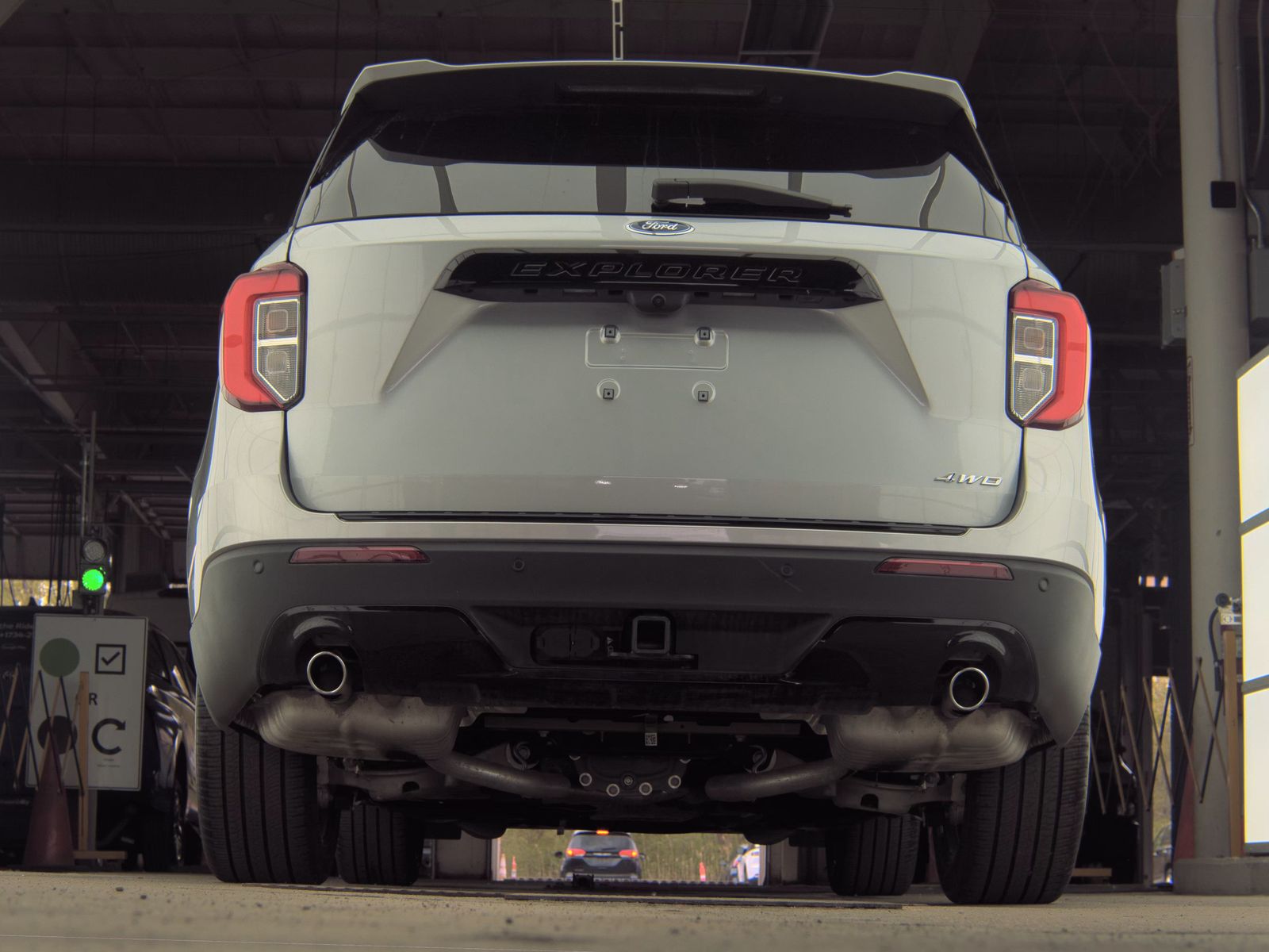 FORD EXPLORER - 8