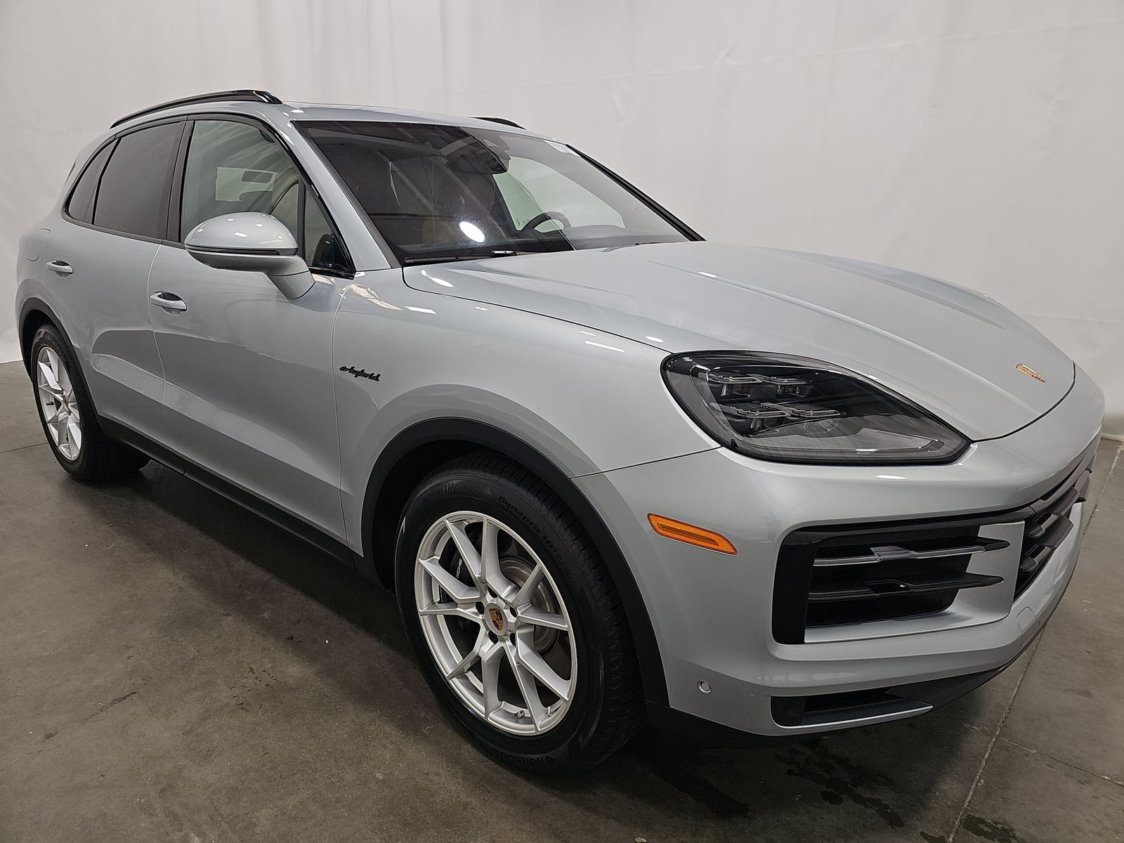 PORSCHE CAYENNE - 4