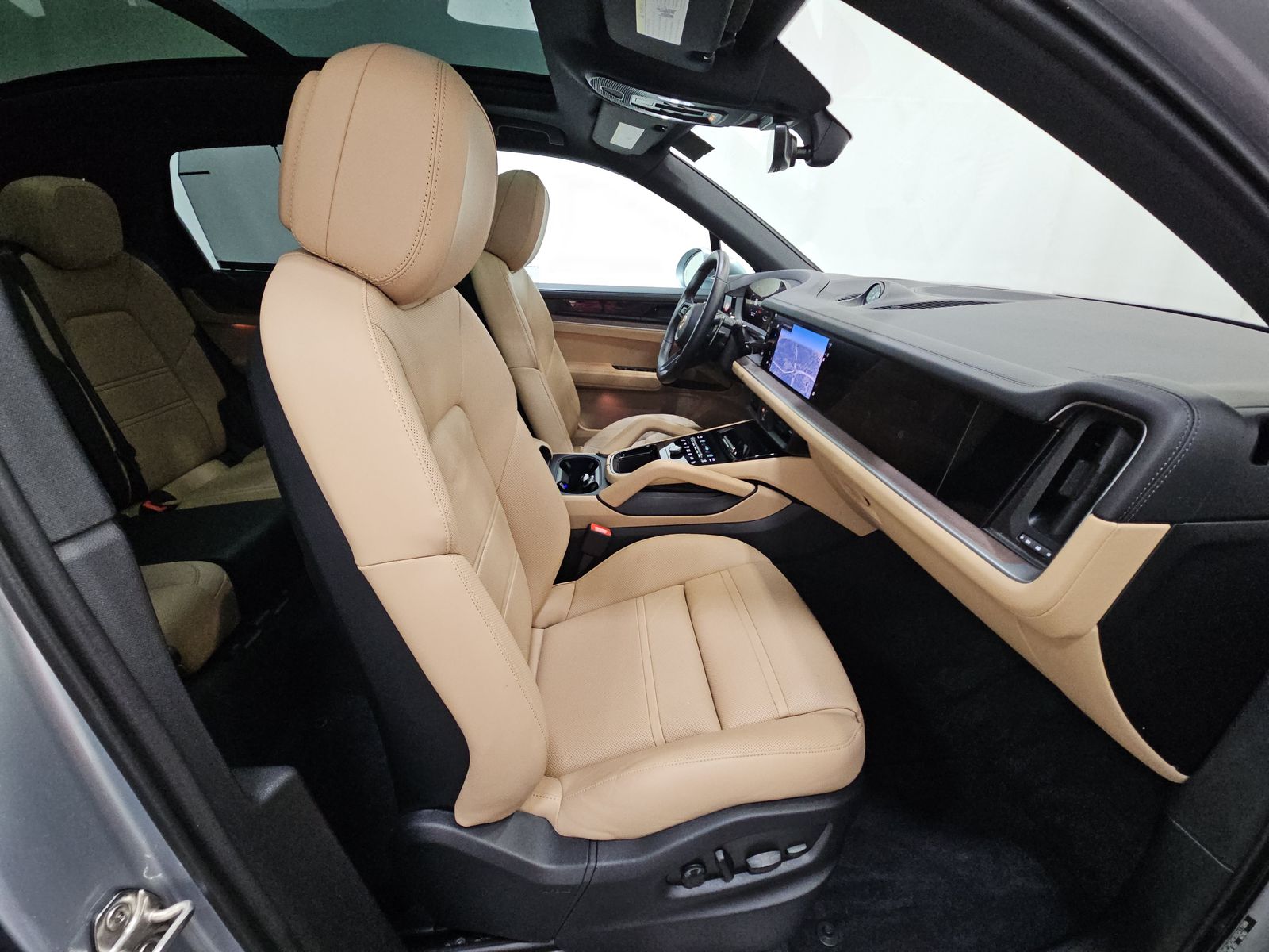 PORSCHE CAYENNE - 9