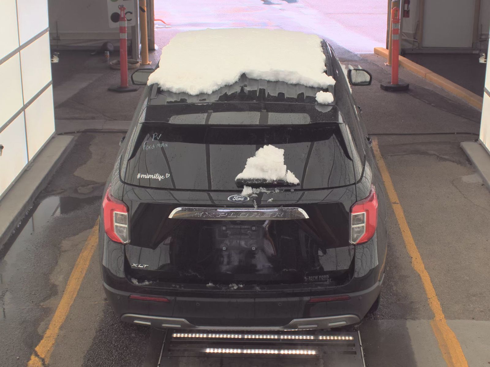 FORD EXPLORER - 7