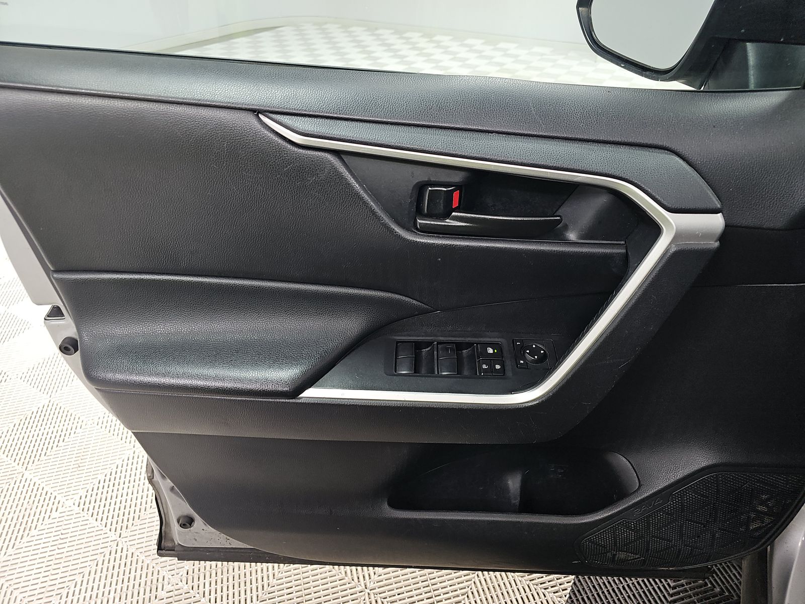 2019 Toyota RAV4 LE AWD