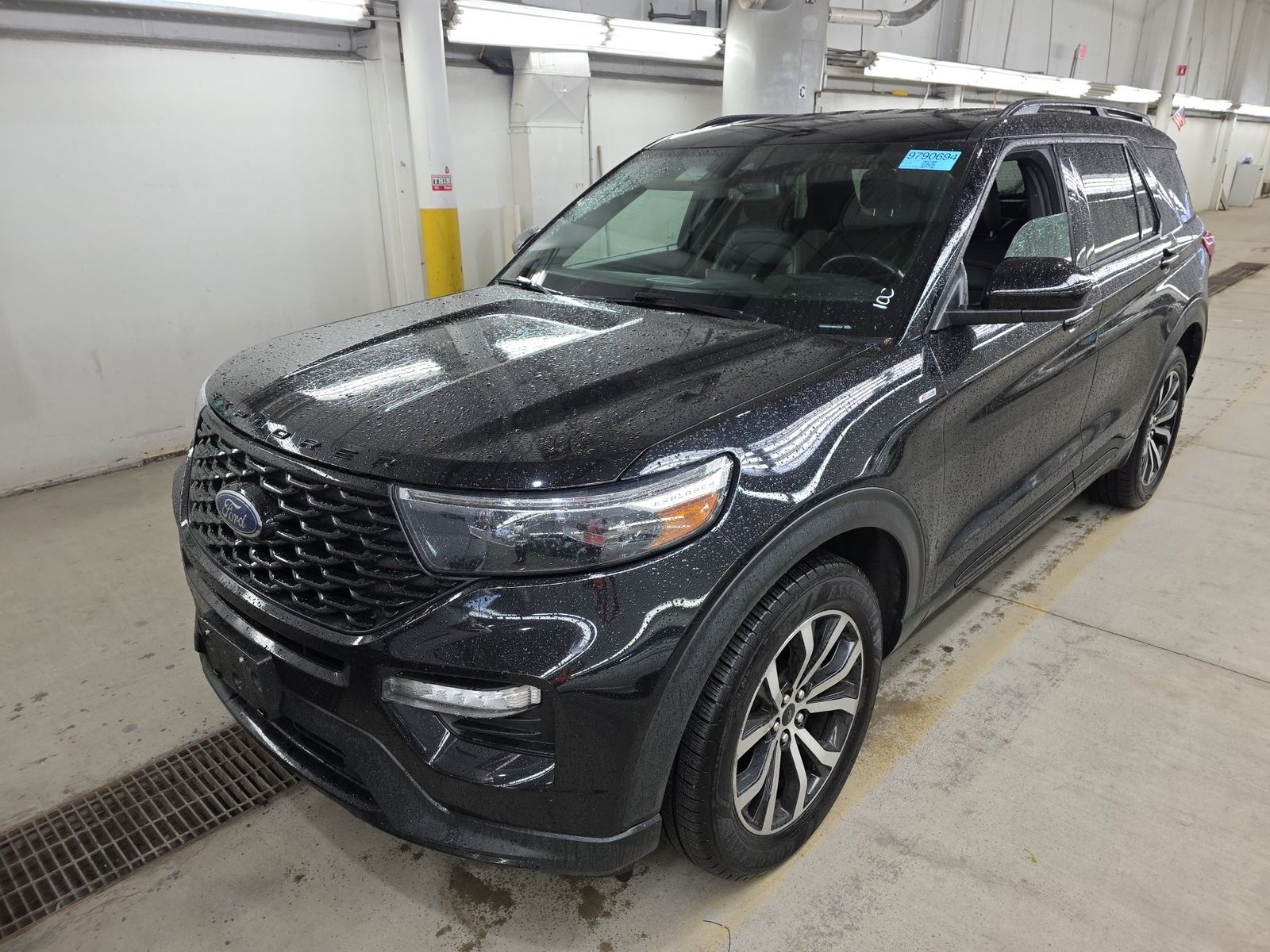 FORD EXPLORER - 1