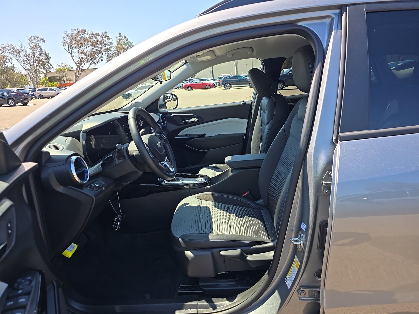 CHEVROLET TRAX - 8