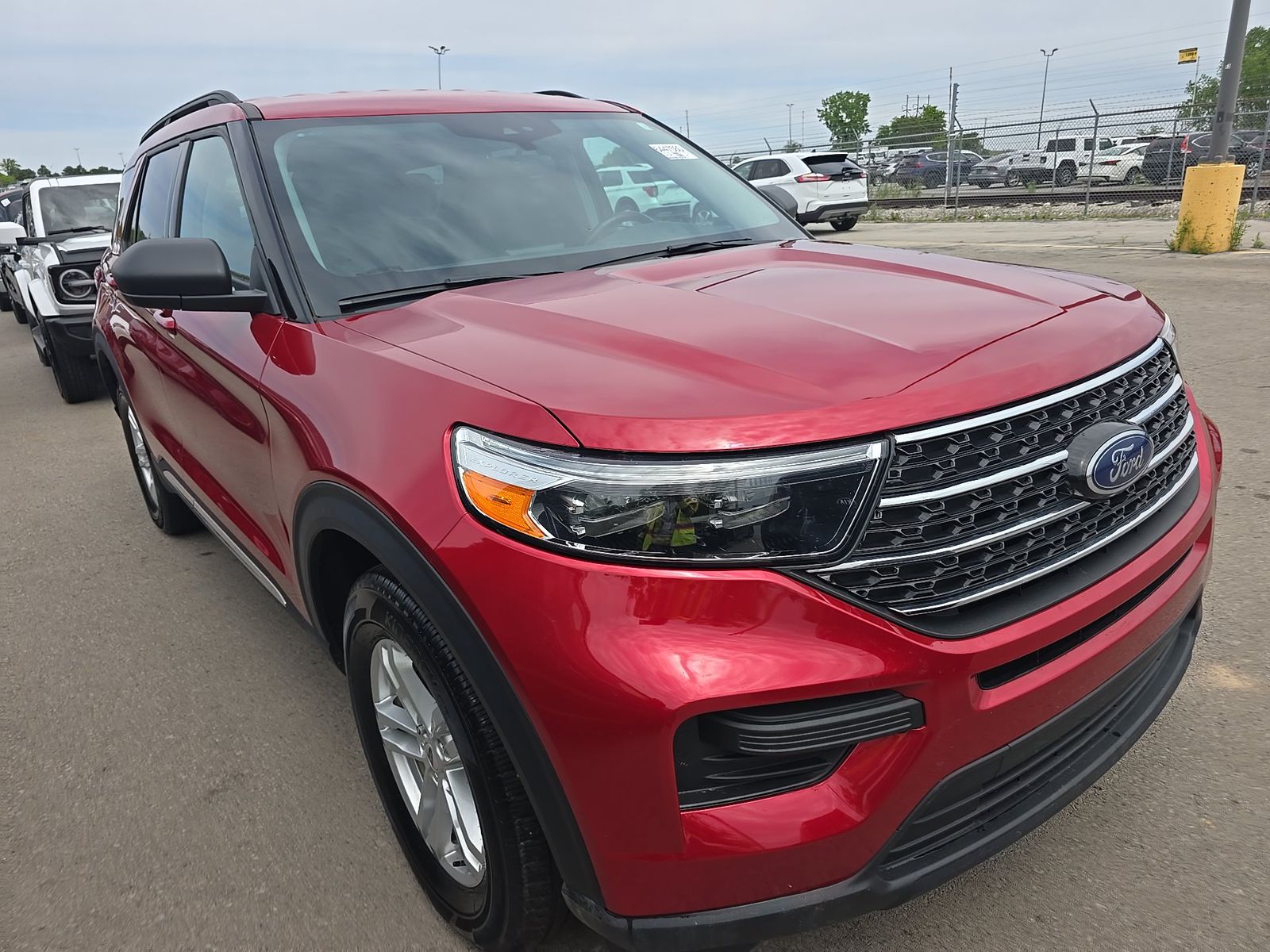 FORD EXPLORER - 4