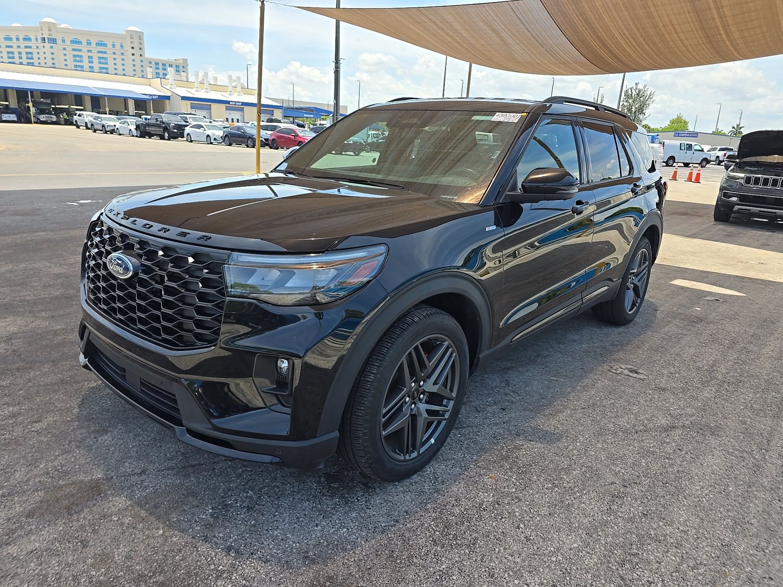 FORD EXPLORER - 1