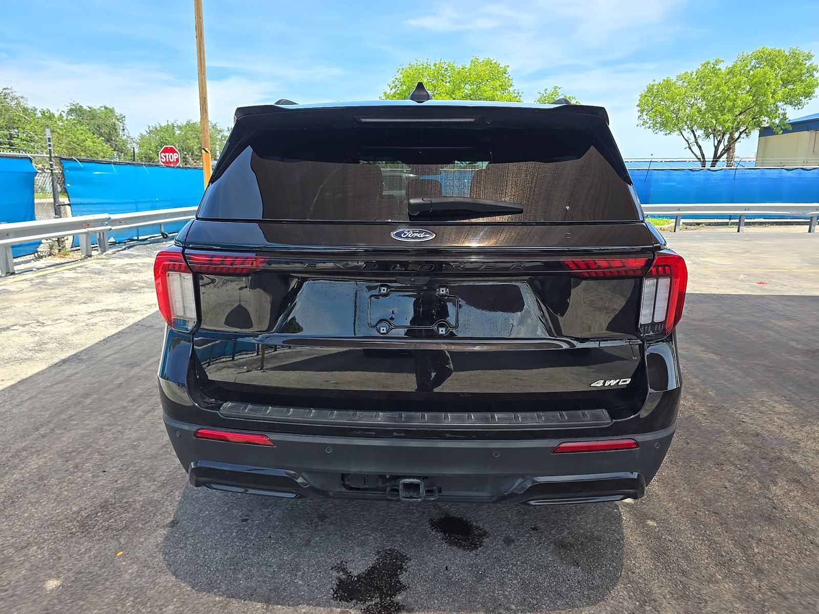 FORD EXPLORER - 6