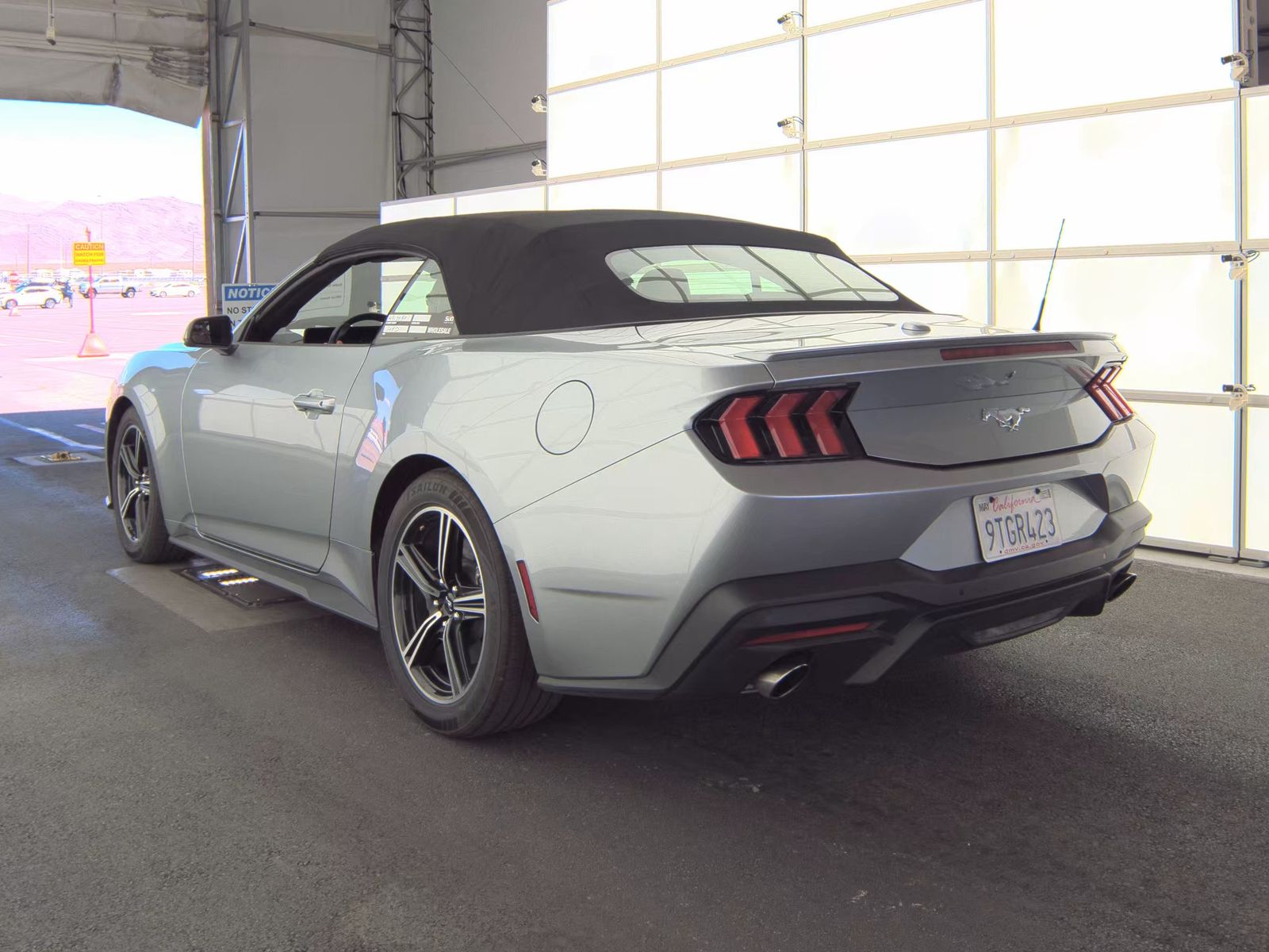 FORD MUSTANG - 9