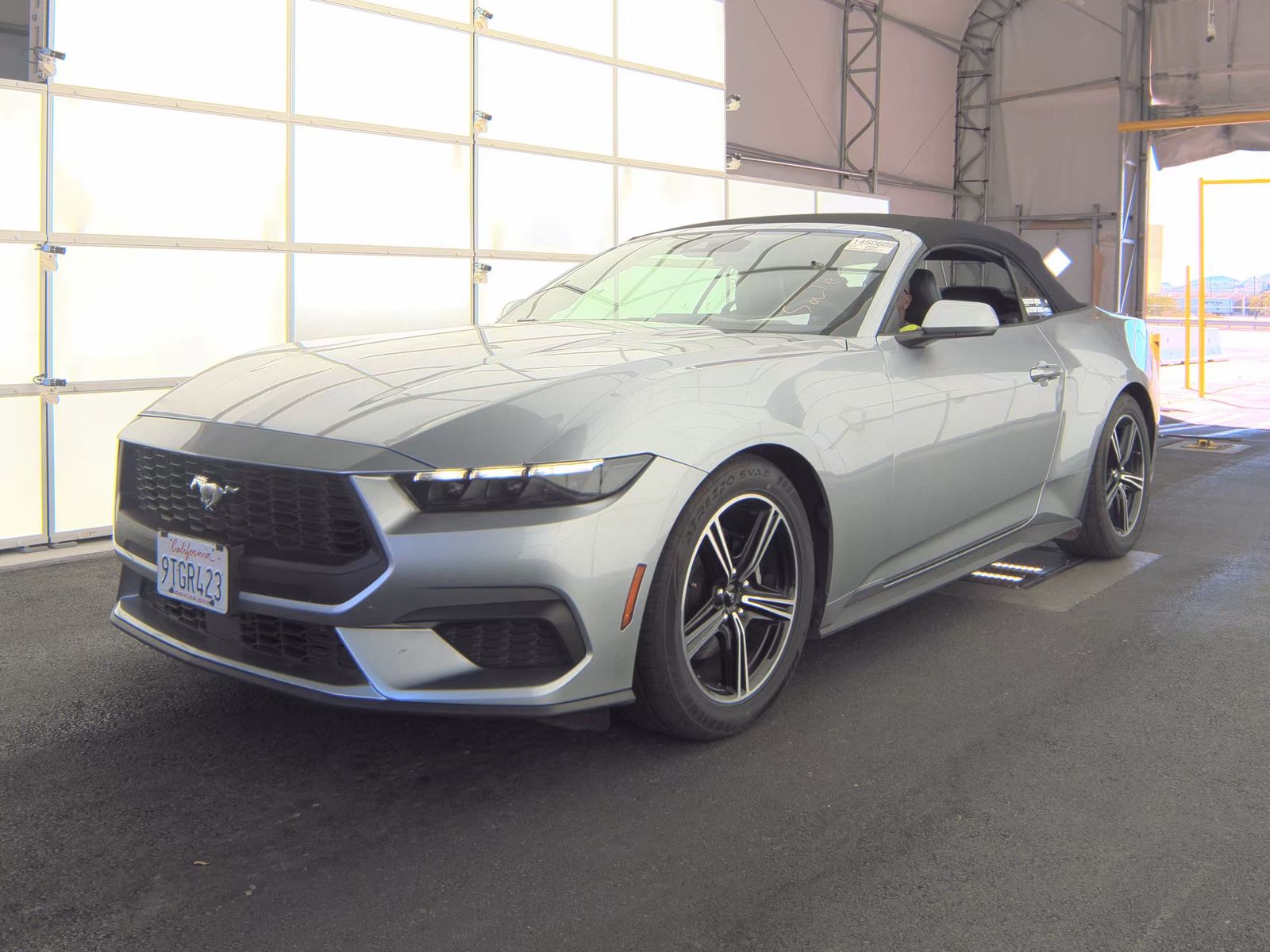 FORD MUSTANG - 1