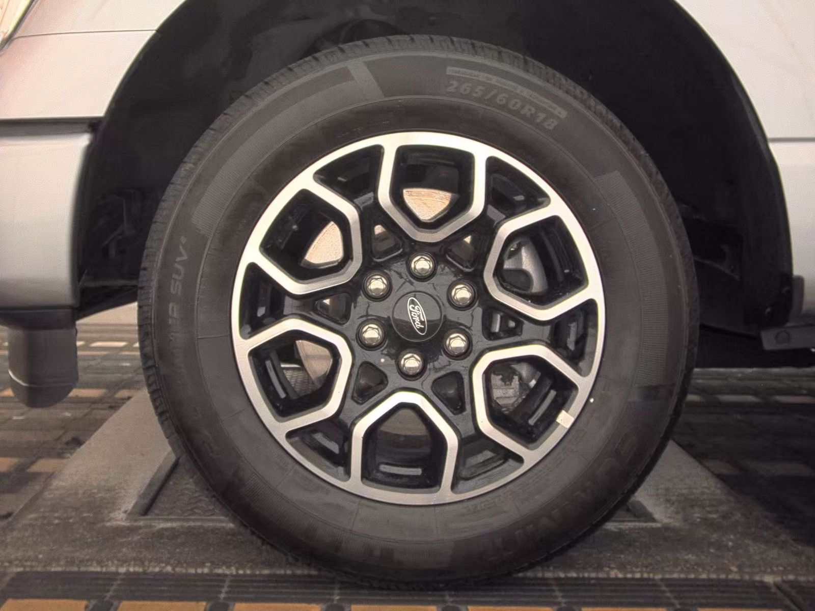 FORD F-150 - 10