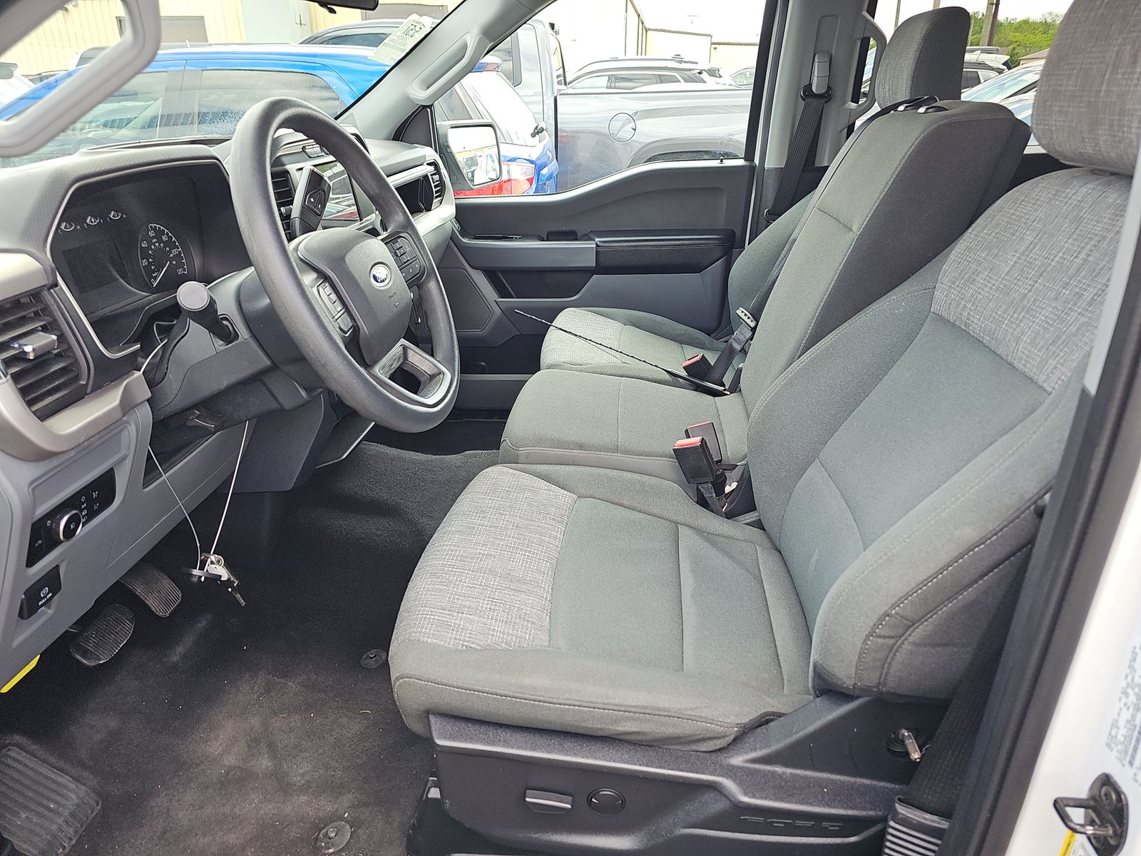 FORD F-150 - 8