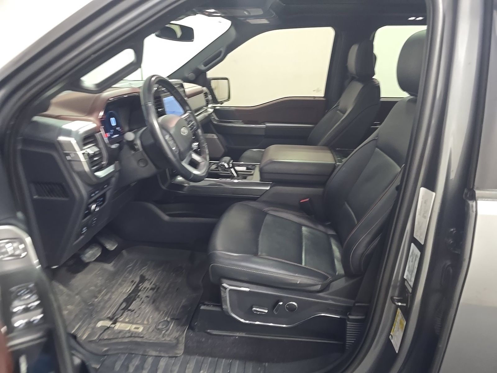 FORD F-150 - 8