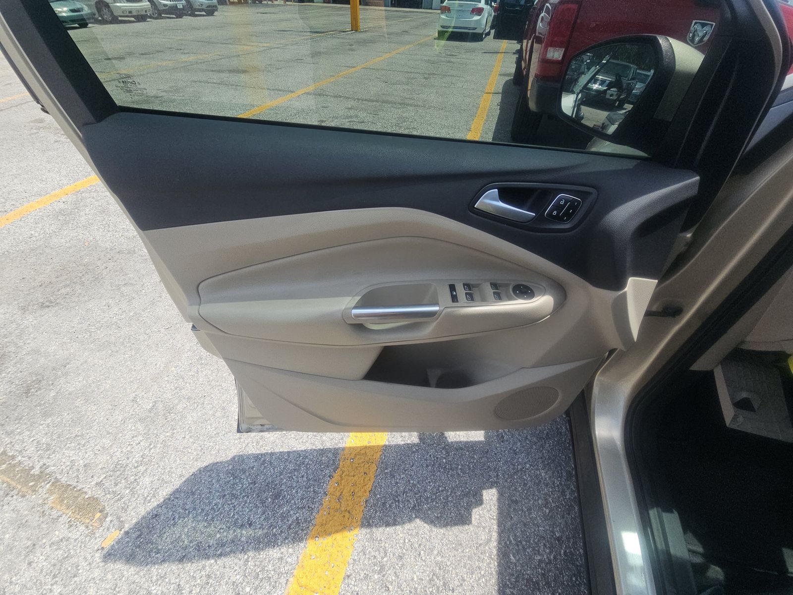 FORD ESCAPE - 10