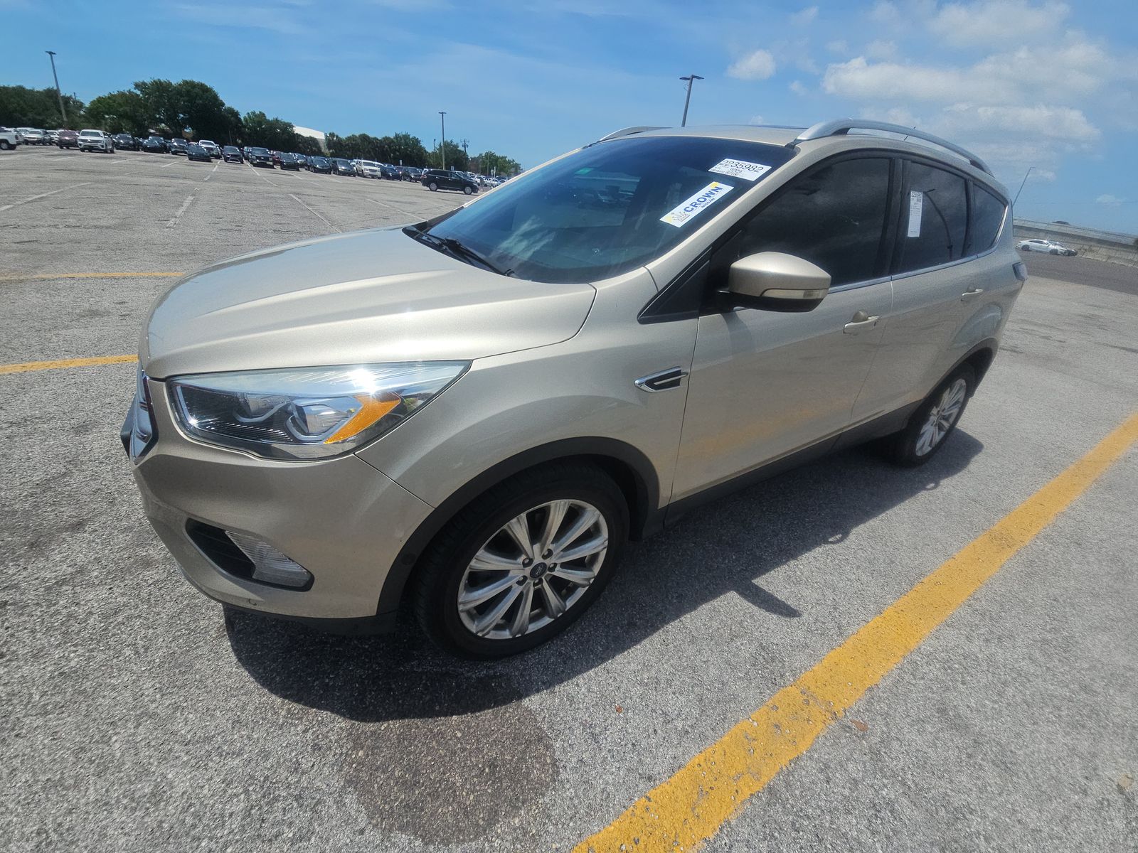FORD ESCAPE - 1