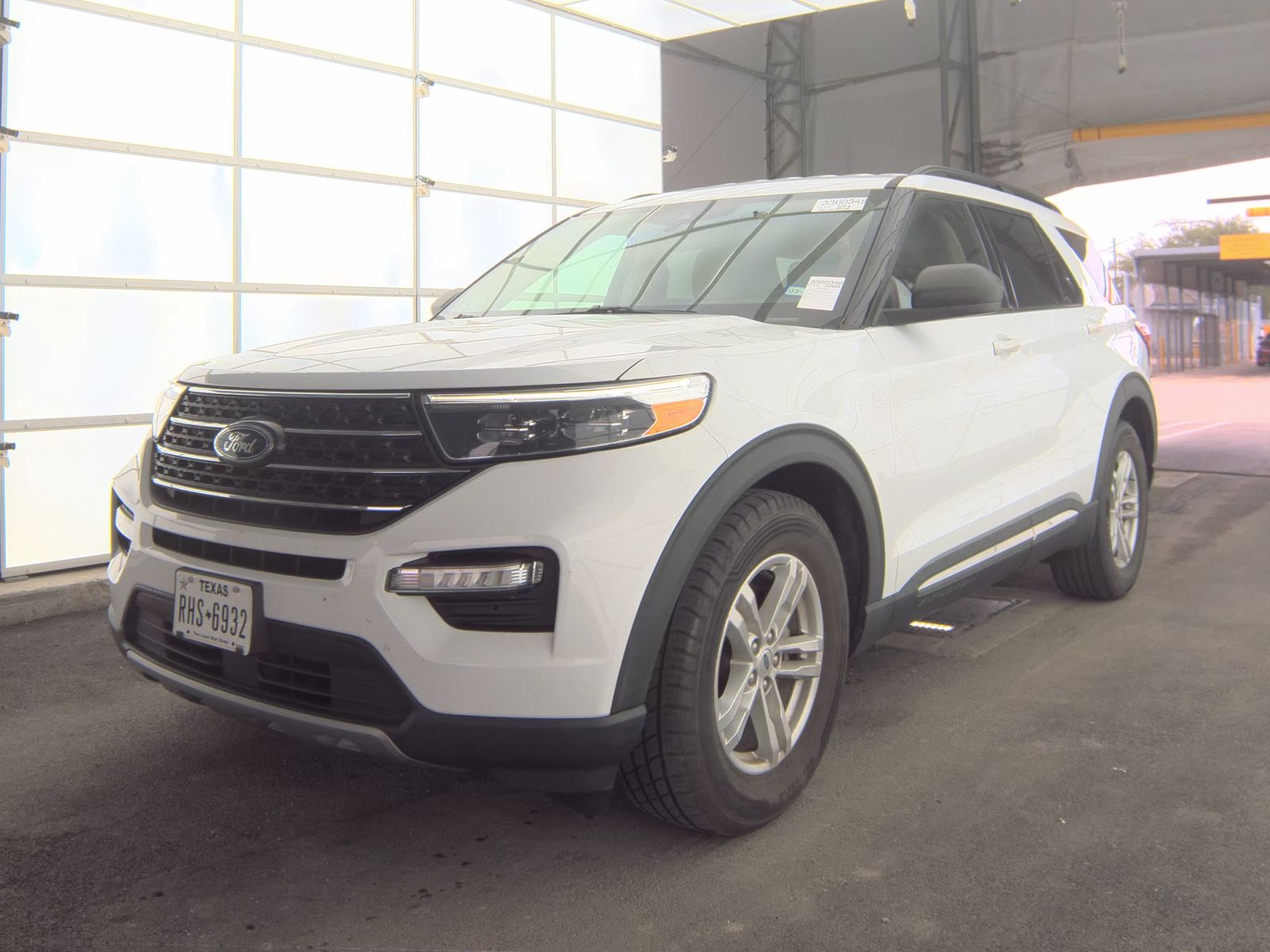 FORD EXPLORER - 1