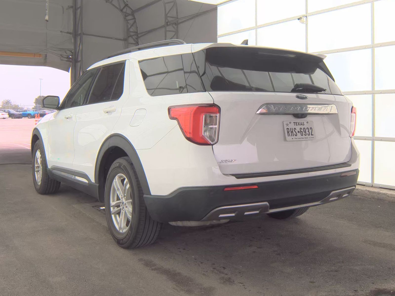 FORD EXPLORER - 9