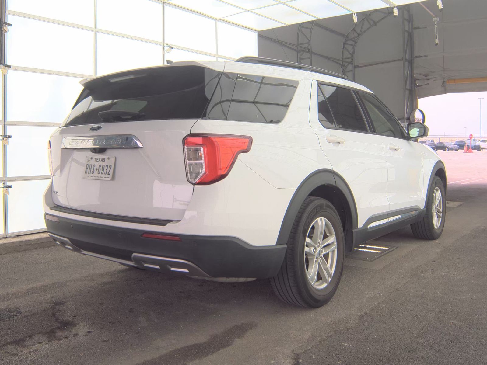 FORD EXPLORER - 6