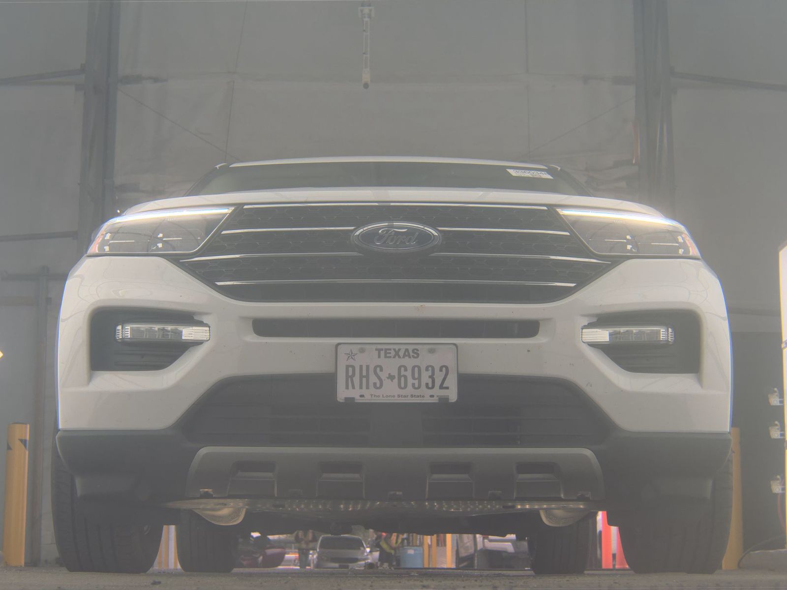 FORD EXPLORER - 4