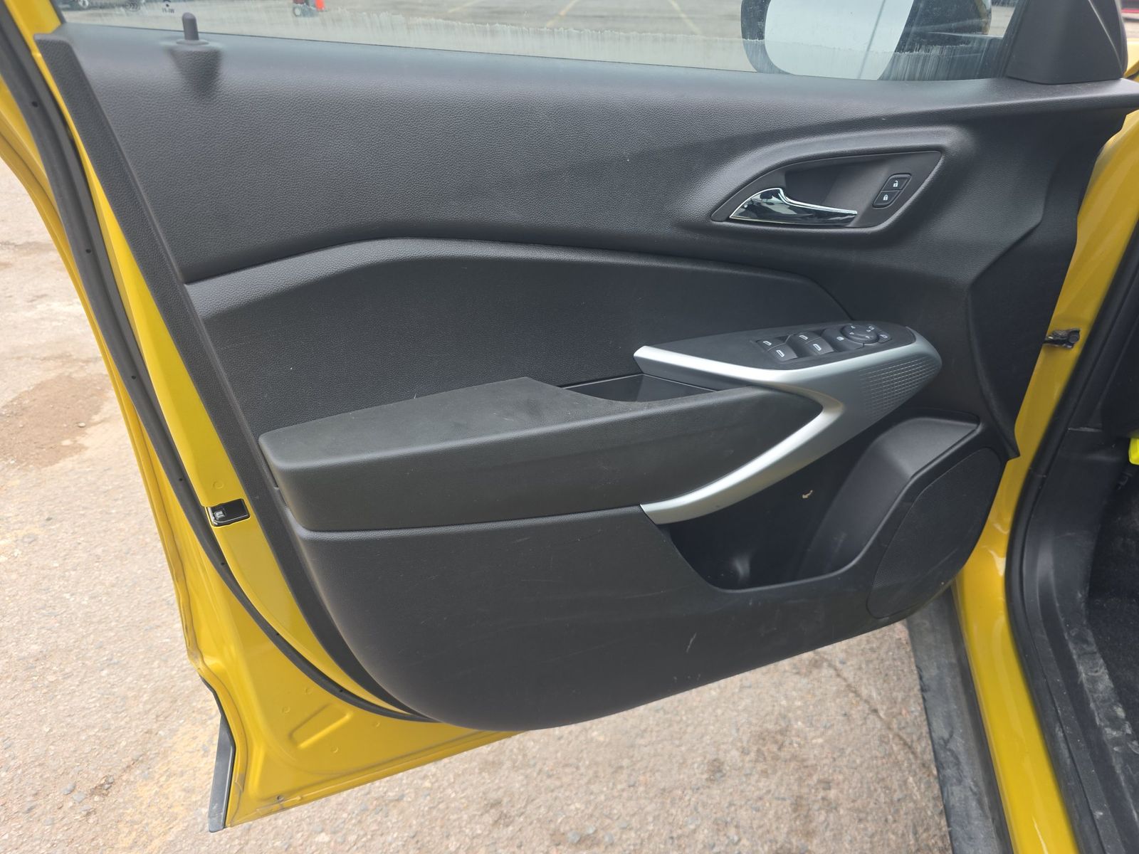 CHEVROLET TRAX - 10