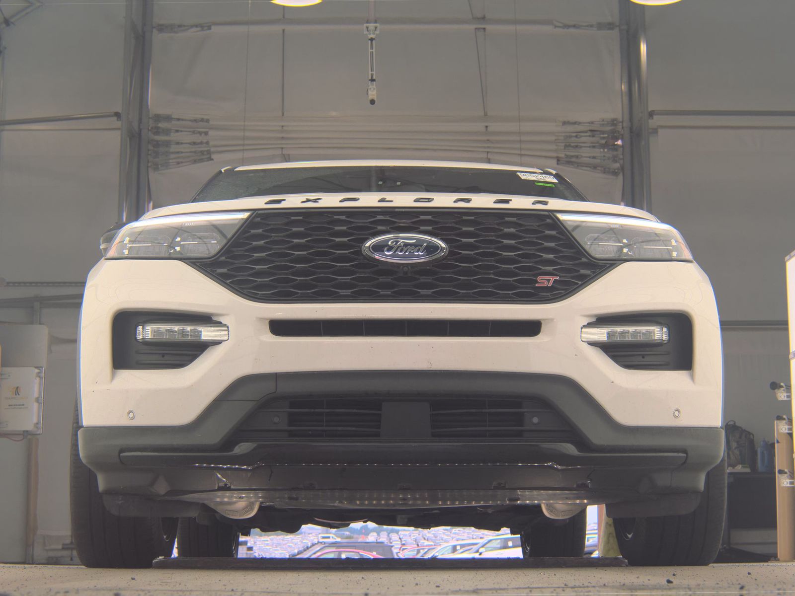 FORD EXPLORER - 4