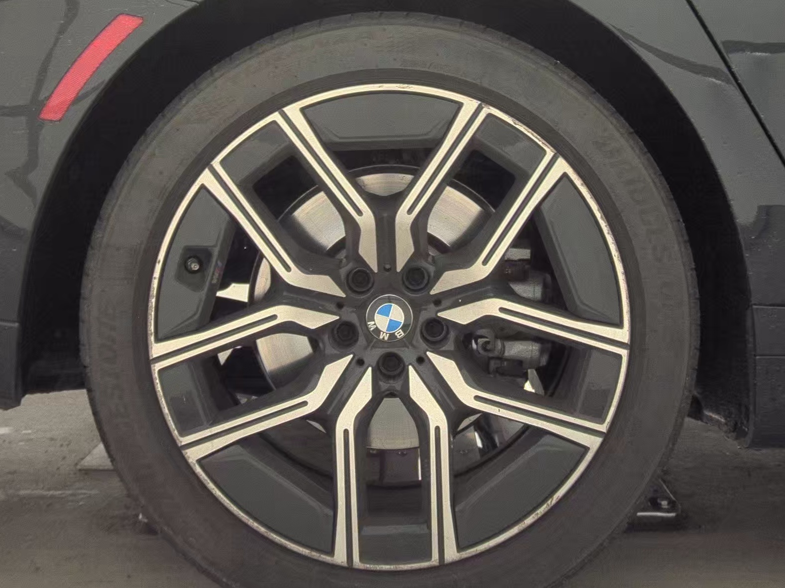 2025 BMW 7 Series 740i xDrive AWD