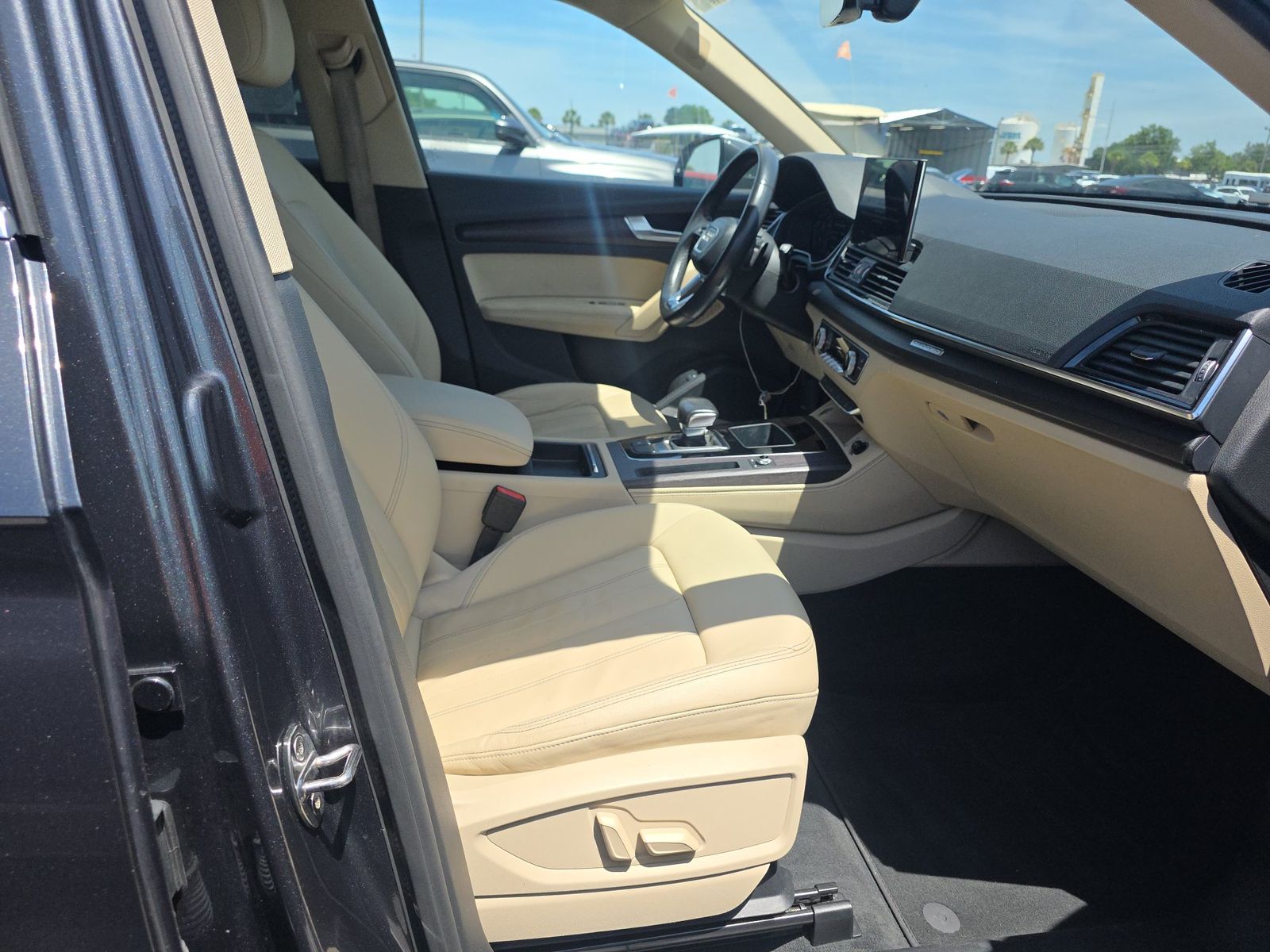 2022 Audi Q5 S line Premium Plus AWD