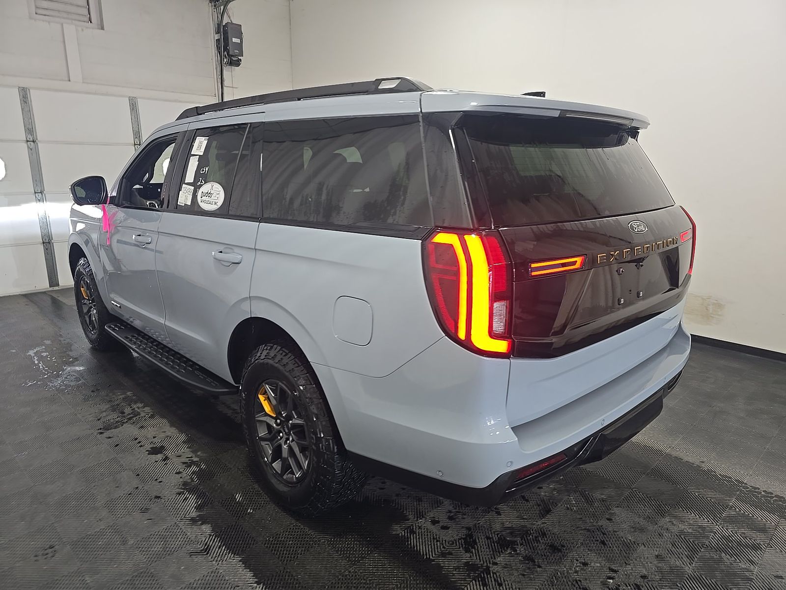FORD EXPEDITION - 7