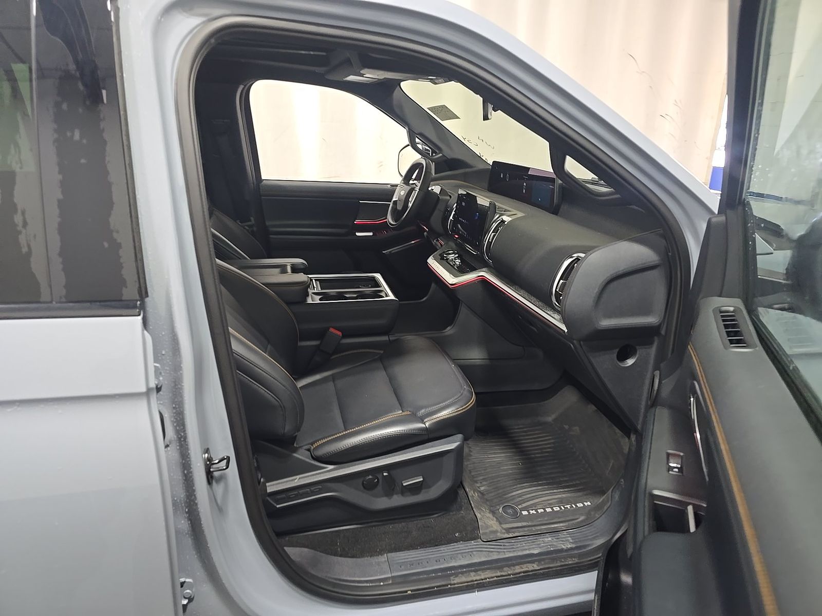 FORD EXPEDITION - 9