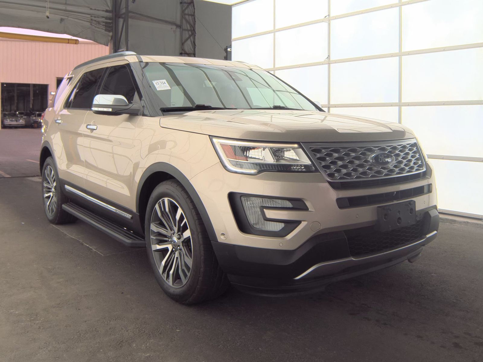 FORD EXPLORER - 4