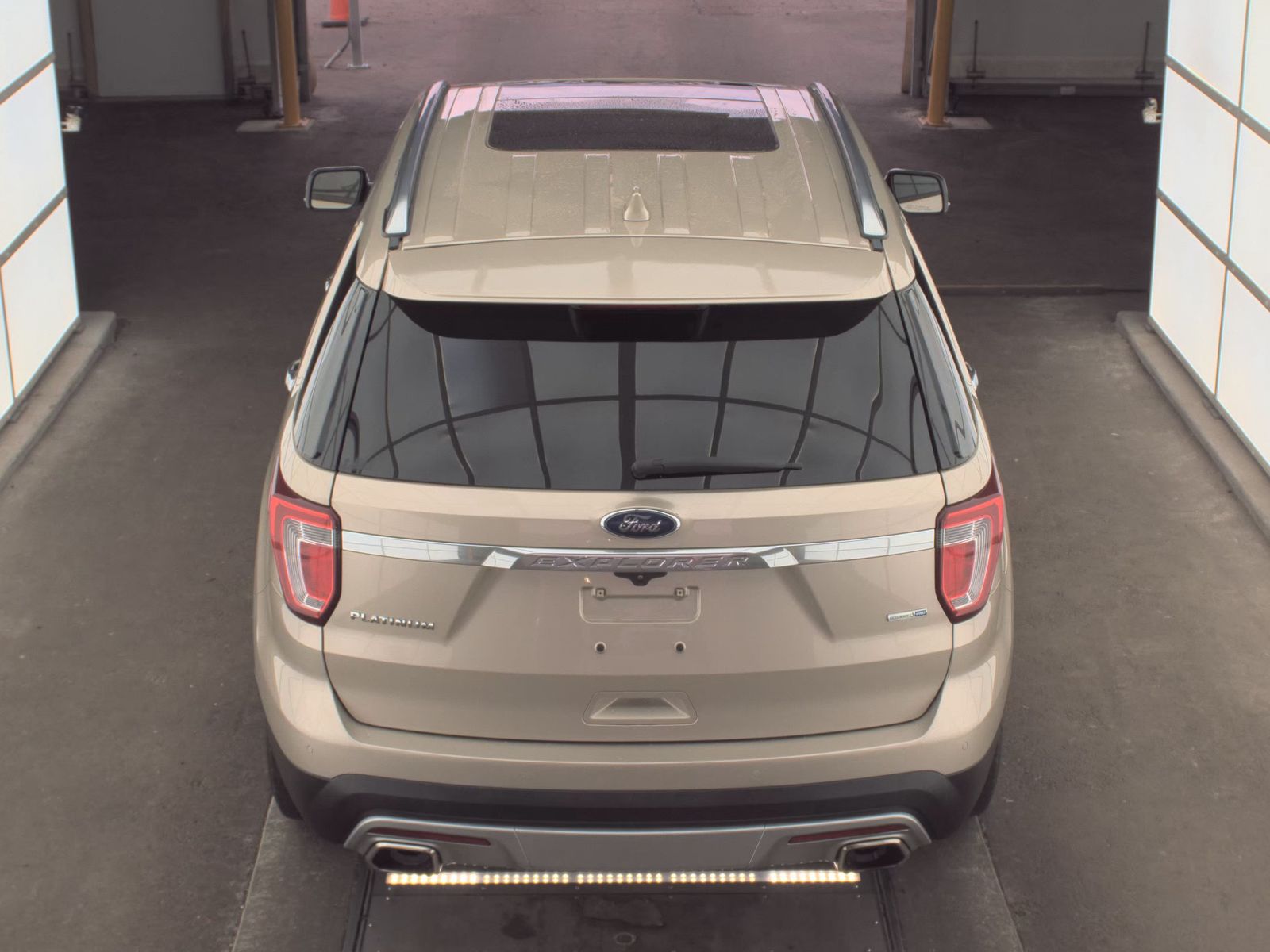 FORD EXPLORER - 6