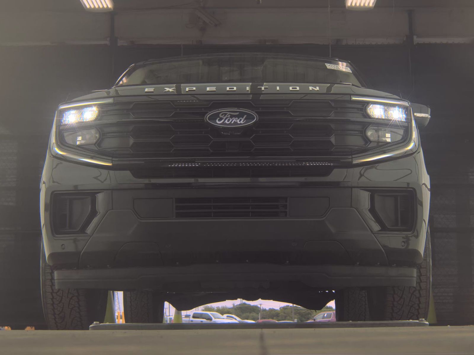 FORD EXPEDITION MAX - 4