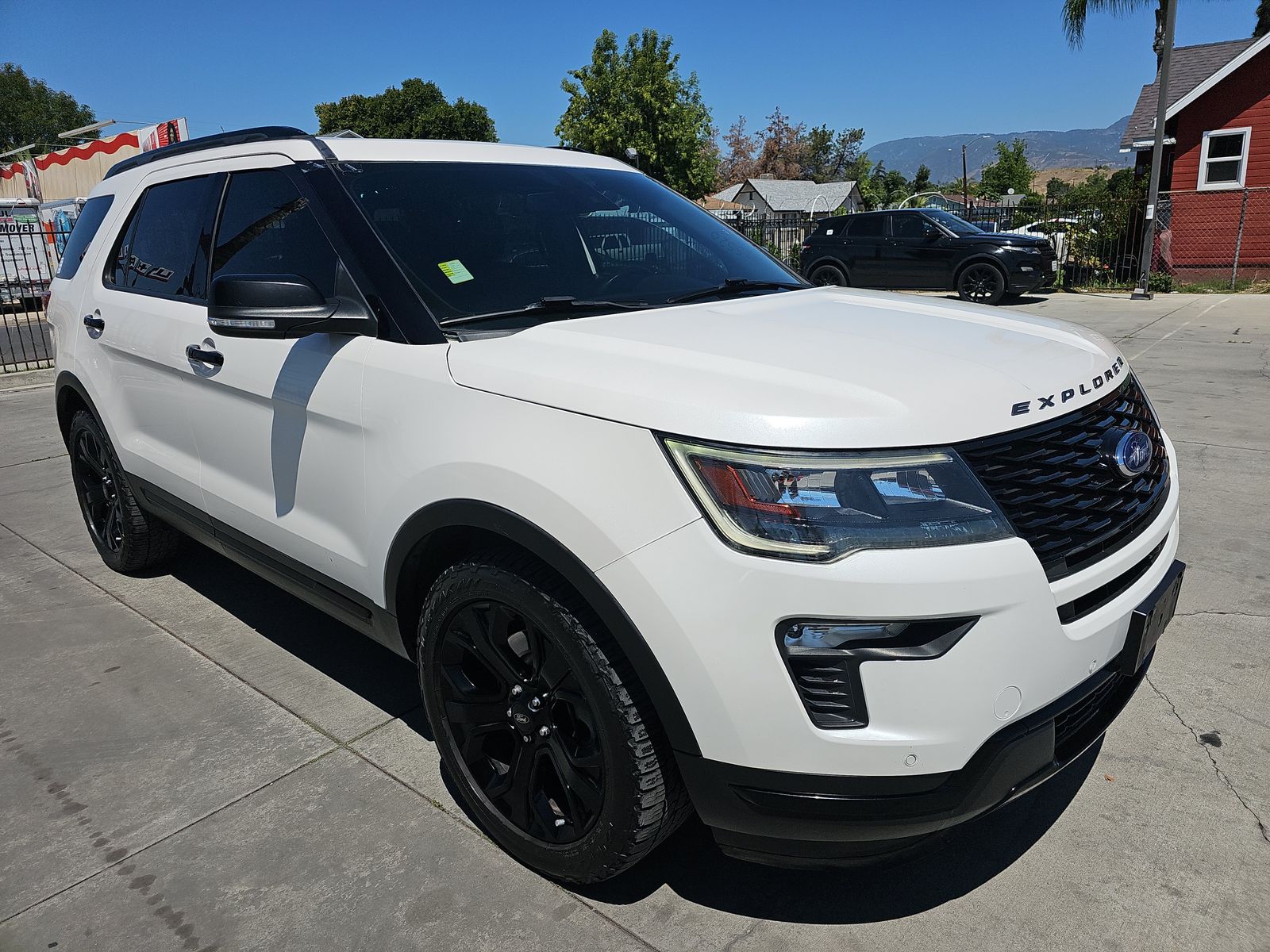 FORD EXPLORER - 4