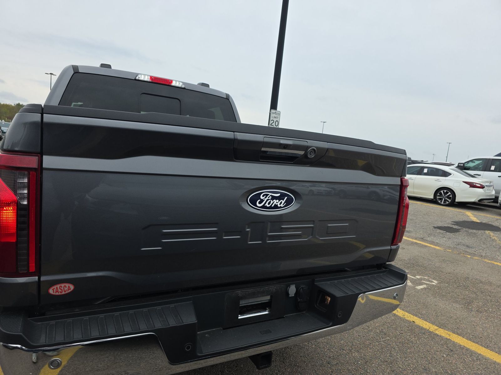 FORD F-150 - 6