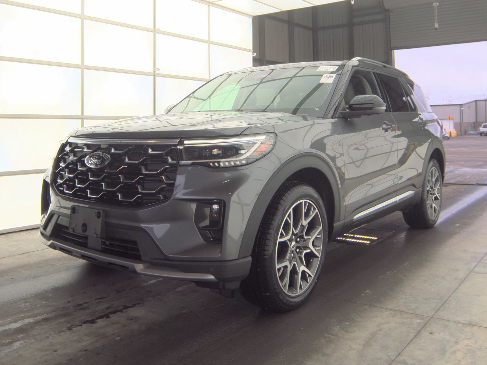 FORD EXPLORER - 1