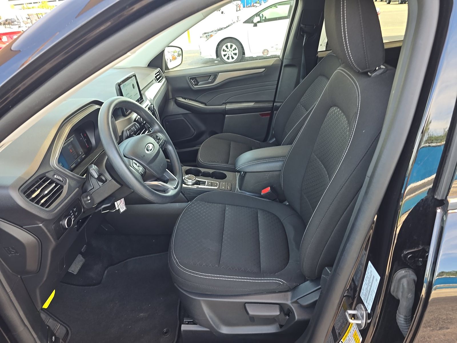 FORD ESCAPE - 8