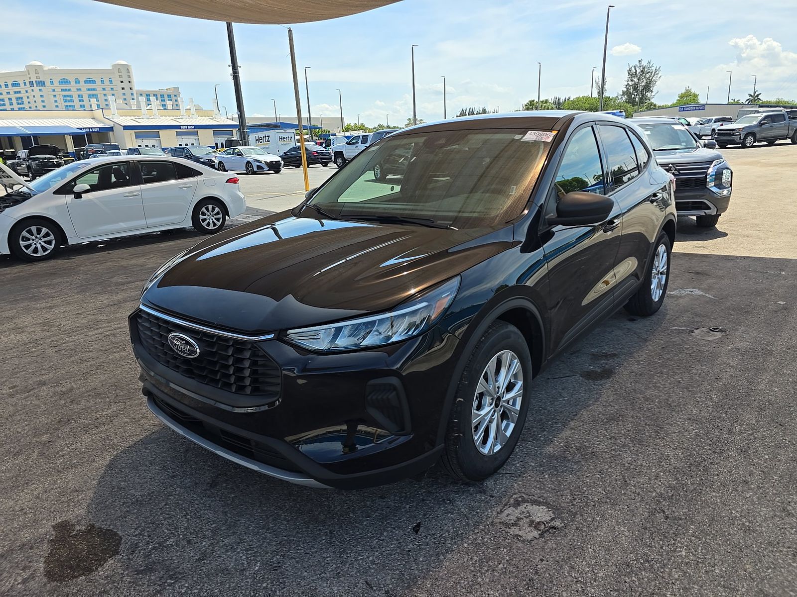 FORD ESCAPE - 1