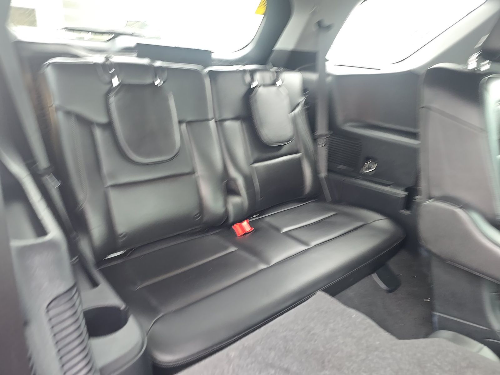 FORD EXPLORER - 9