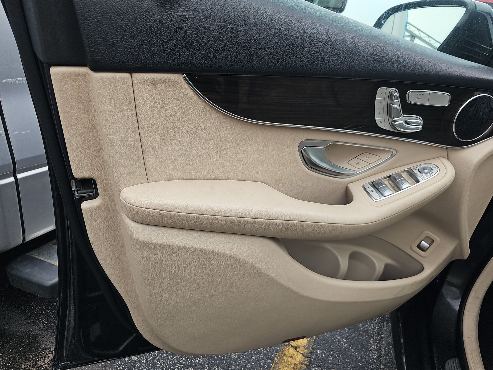 2022 Mercedes-Benz GLC GLC 300 RWD
