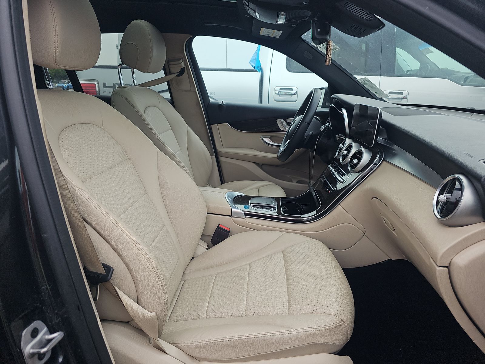 2022 Mercedes-Benz GLC GLC 300 RWD