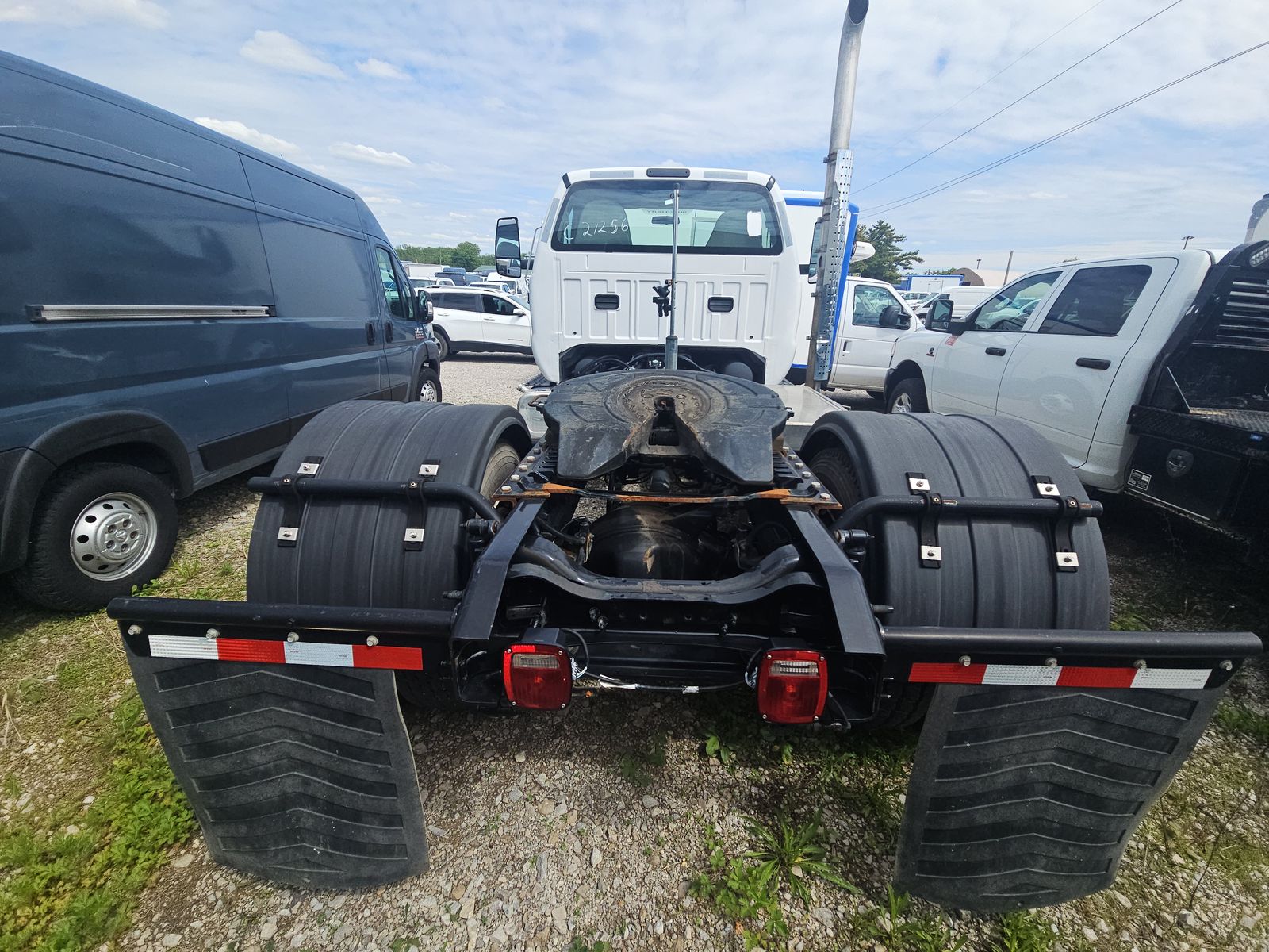 FORD F-750 - 6