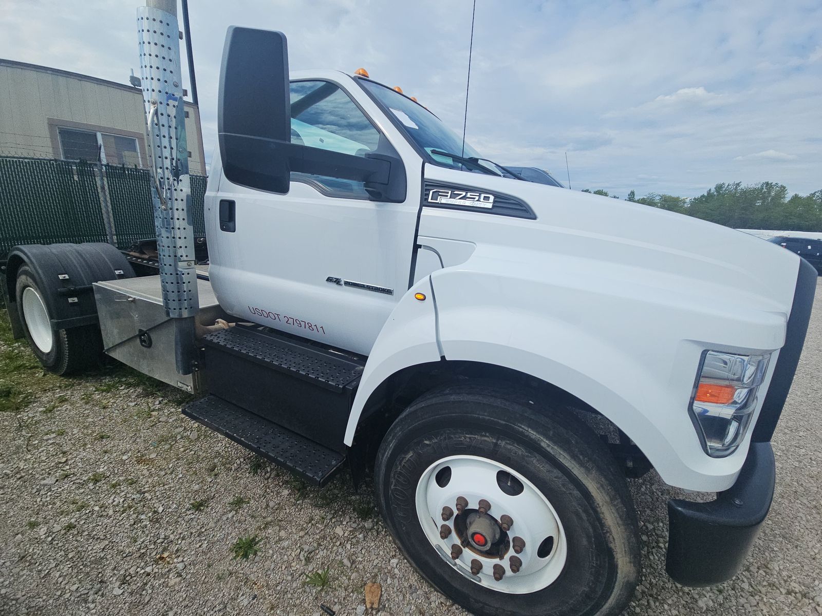 FORD F-750 - 4